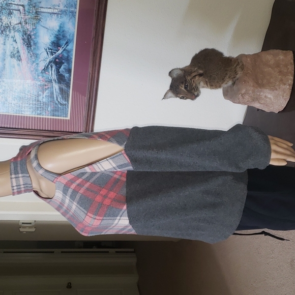 Venus s plaid colorblock ulta soft mock neck chest cut out - Picture 4 of 9